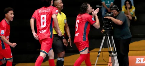 Atlético Dorada se quedó con la victoria ante Leones.