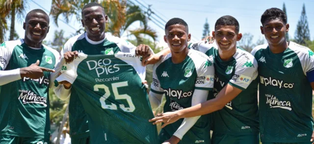 Deportivo Cali tendría planeado la renovación de una joven promesa / @AsoDeporCali