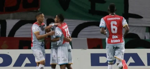 Fortaleza hizo la tarea y venció a Once Caldas / VizzorImage / Jonh Jairo Bonilla