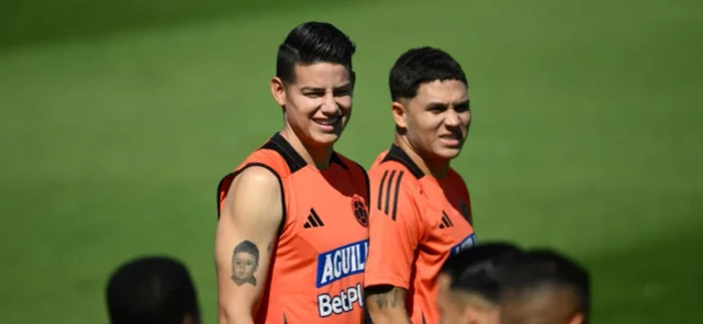 Néstor Lorenzo aclaró el tema James Rodríguez antes del duelo contra Ecuador / AFP