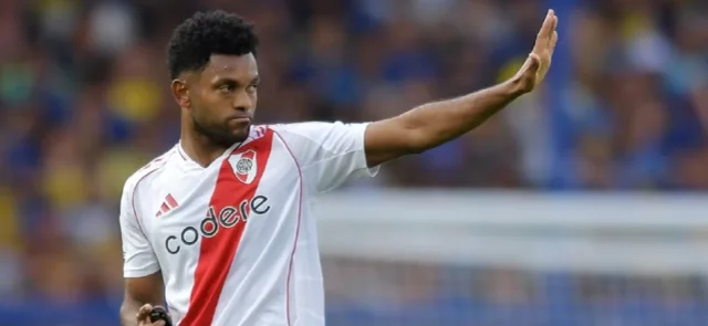 Miguel Ángel Borja podría salir de River / AFP