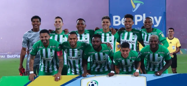 Atlético Nacional habló de la sanción de Edwin Cardona / VizzorImage / Daniel Gallo