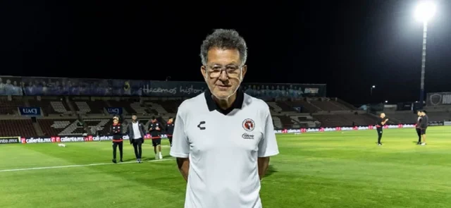 Juan Carlos Osorio, entrenador colombiano - @Xolos