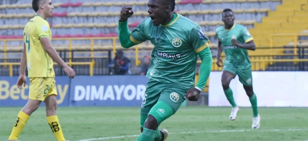 Triunfo de Real Cundinamarca - VizzorImage / Felipe Caicedo