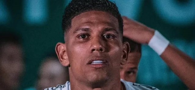 Alex Mejía, volante de Cali - X: @deportivocalioficial