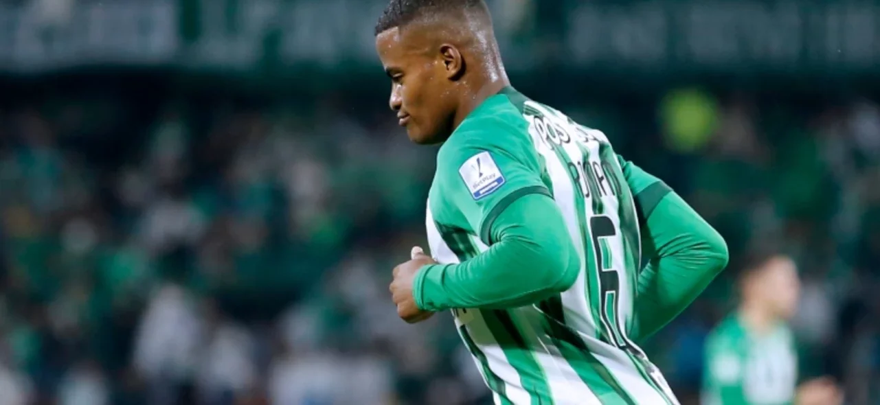 Andrés Román con Nacional - VizzorImage