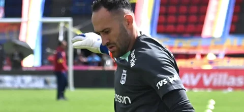 David Ospina, portero de Nacional - VizzorImage