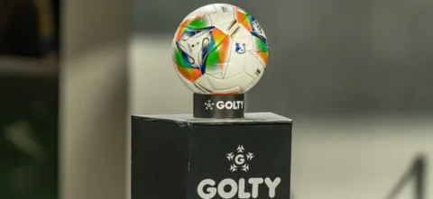 Designaciones arbitrales - VizzorImage / Leonardo Castañeda