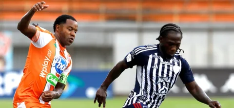 Envigado vs. Junior por la fecha 16 - VizzorImage