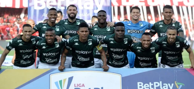 Deportivo Cali ya piensa en su plantel para 2025 / VizzorImage / Luis Ramirez