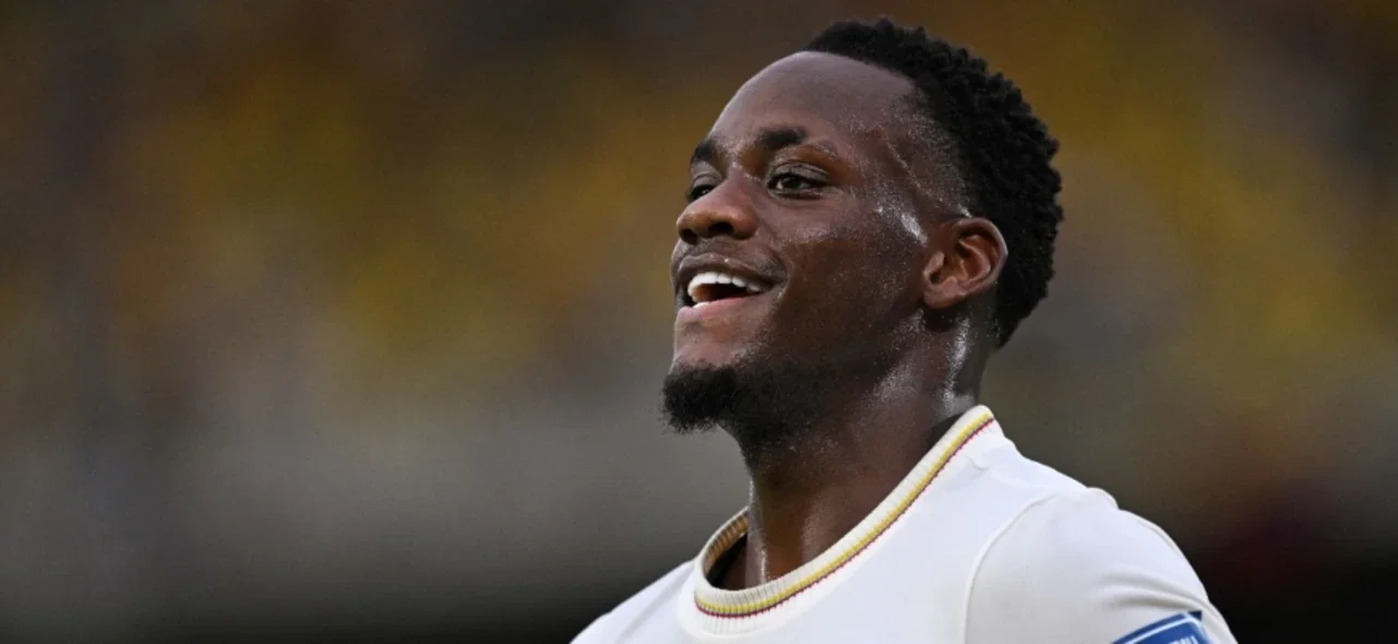 Jhon Durán en un juego con la selección Colombia / AFP