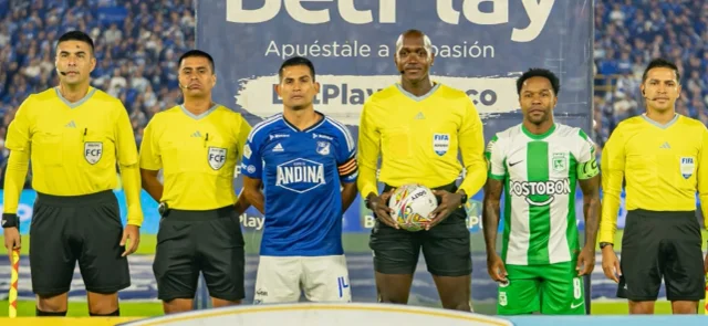 Millonarios vs. Nacional por cuadrangulares - VizzorImage