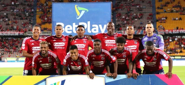 Medellín buscará remontar el 2-0 en contra ante Atlético Nacional / VizzorImage / Daniel Gallo