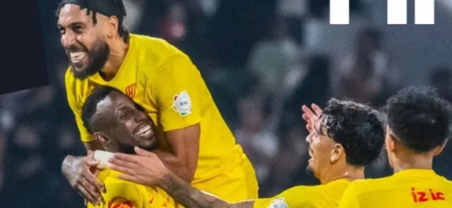 Qadisiya ganó con gol del colombiano Julián Quiñónes - Instagram: @spl_en