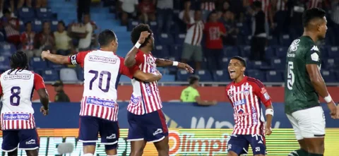 Junior vs. Cali | VizzorImage / Jairo Cassiani