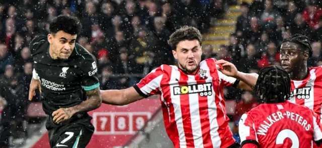 Luis Díaz fue emergente en el Liverpool 3-2 Southampton - AFP