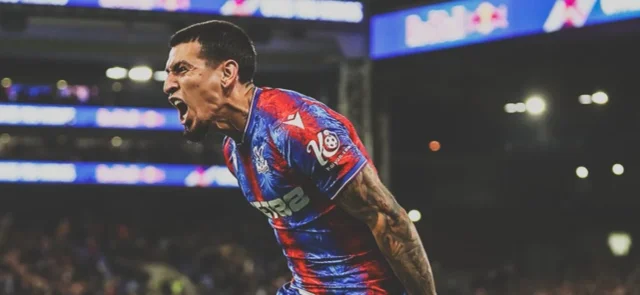Daniel Muñoz - X: @CPFC