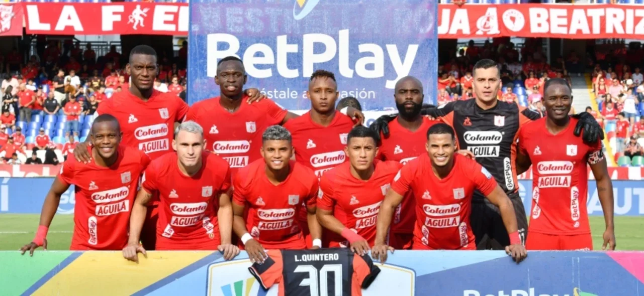 varios clubes estarían interesados en un delantero de América / VizzorImage / Nelson Rios