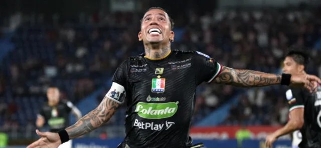 Dayro Moreno cerca del récord de Falcao García / : VizzorImage / Jairo Cassian