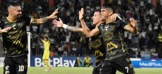 Omar Duarte fue fundamental para el ascenso de Llaneros / VizzorImage / Daniel Murillo