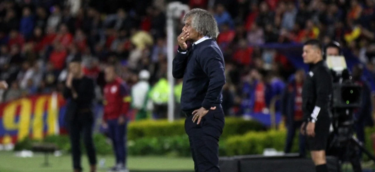 Alberto Gamero sumó una nueva eliminación con Millonarios. / VizzorImage.