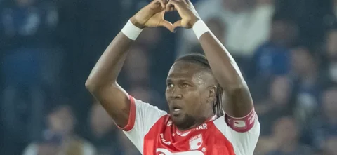 Hugo Rodallega se refirió a su futuro en Santa Fe. / VizzorImage.