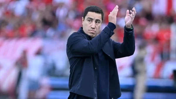 Efraín Juárez sumó su primer título como DT de la mano de Nacional Efraín Juárez sumó su primer título como DT de la mano de Nacional