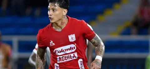 Alexis Zapata estuvo cerca de marcar un golazo. / VizzorImage.