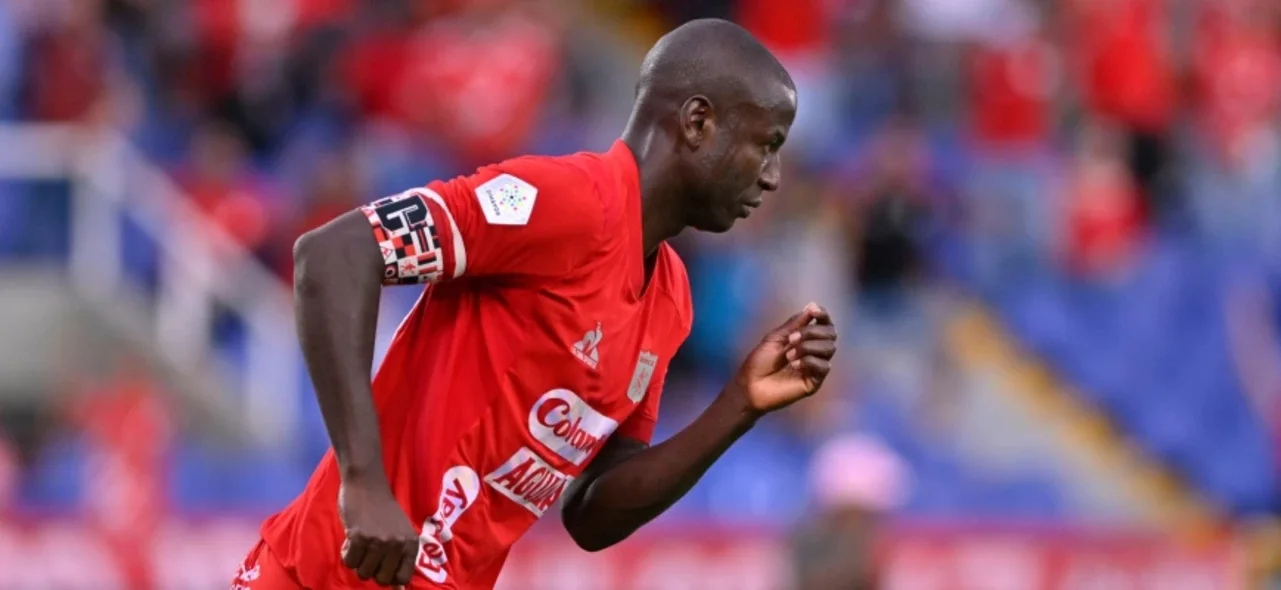 Adrián Ramos suma 105 goles con América de Cali / VizzorImage / Gabriel Aponte Adrián Ramos suma 105 goles con América de Cali / VizzorImage / Gabriel Aponte