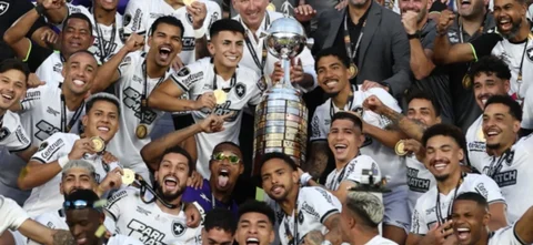 Botafogo derrotó a Atlético Mineiro en la final de la Copa Libertadores 2024 / AFP