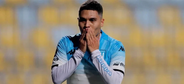 Juan Fernando Quintero podría salir de Racing este mercado de pases / AFP