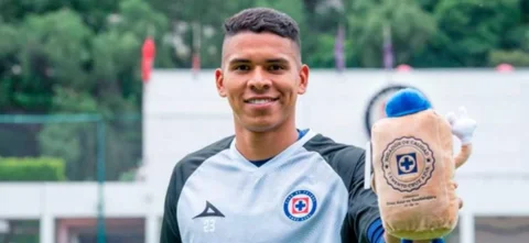 Kevin Mier - Foto: @CruzAzul