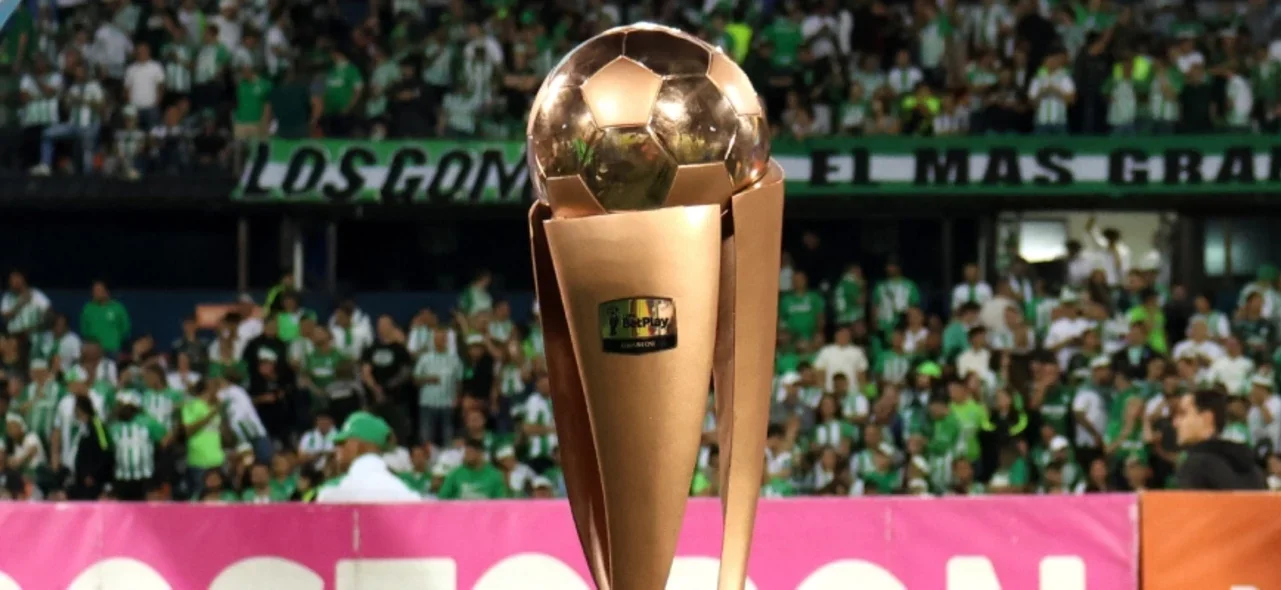 Trofeo de la Copa BetPlay Dimayor - VizzorImage