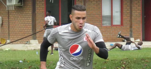 Así se entrenan los jugadores de América de Cali desde sus casas