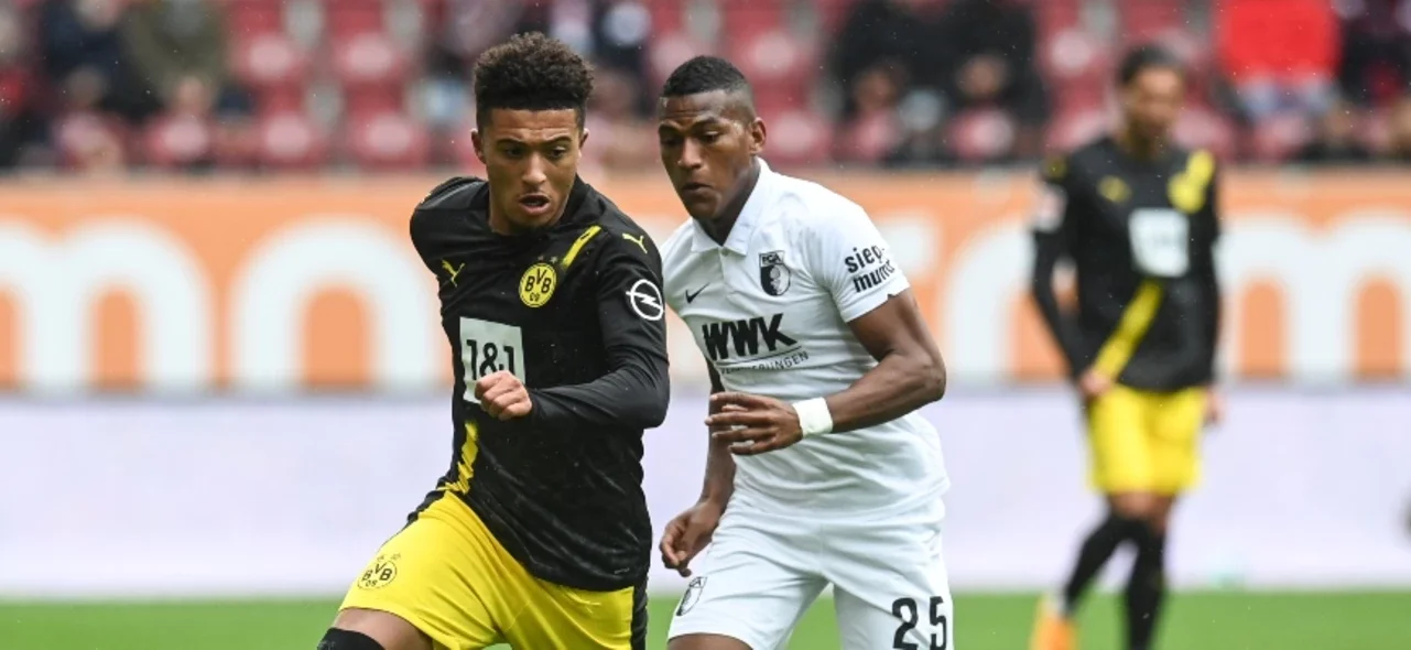 Augsburgo derrotó a Borussia Dortmund y sigue con puntaje perfecto en la Bundesliga