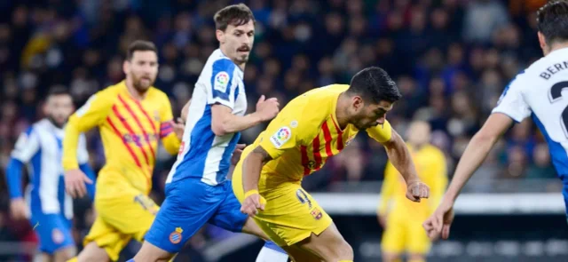 Barcelona empató con Espanyol y quedó igualado con Real Madrid en la cima de LaLiga