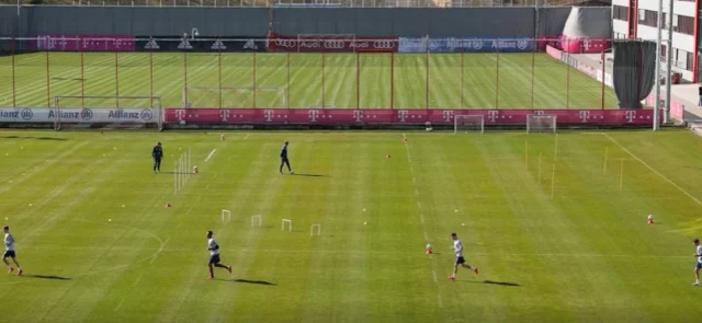 Bayern Múnich retomó los entrenamientos manteniendo distancias