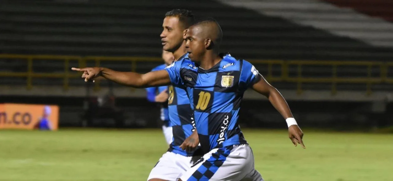 Boyacá Chicó mantuvo su ventaja, derrotó a Jaguares y volvió a celebrar tras 9 fechas