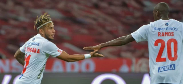 Copa Libertadores | América vs. Universidad Católica, juego clave por la supervivencia