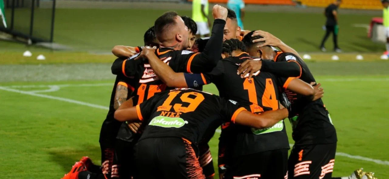 Envigado visita a Pereira en busca de un triunfo que lo meta en el grupo de los 8