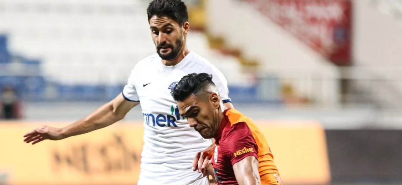 Falcao, presente en la derrota de Galatasaray frente a Kasimpasa