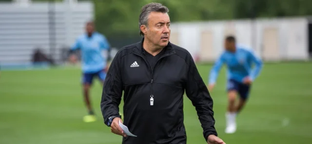 Flamengo anunció a Domènec Torrent, exayudante de Guardiola, como nuevo técnico