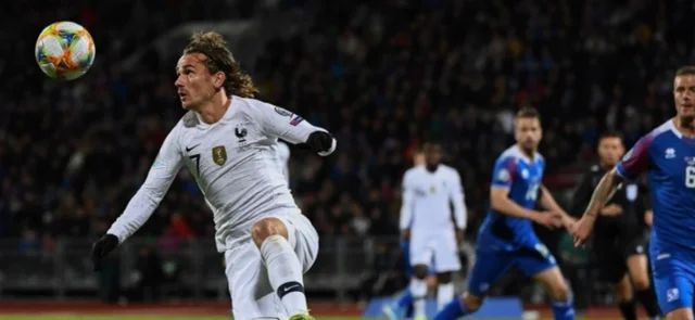 Francia sufrió, pero venció a Islandia y quedó muy cerca de clasificar a la Euro 2020