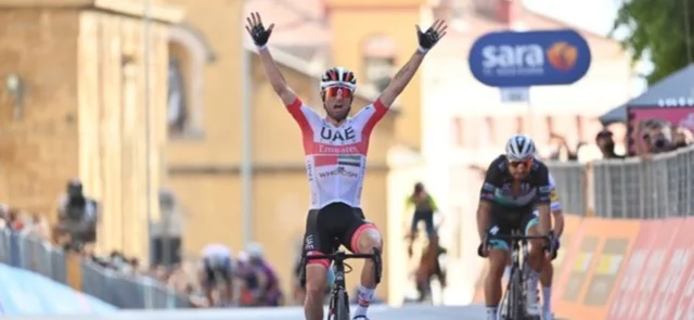 Giro de Italia | Diego Ulissi ganó la etapa 2; Filippo Ganna sigue líder