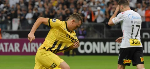 Guaraní eliminó a Corinthians y avanzó a tercera fase de Copa Libertadores