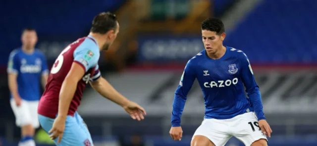 James brilló en la clasificación de Everton a cuartos de la Copa de la Liga inglesa