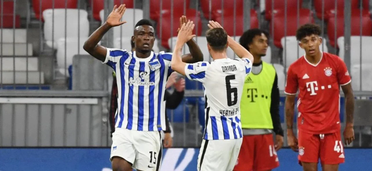 Jhon Córdoba se reportó con gol en la derrota de Hertha frente a Bayern