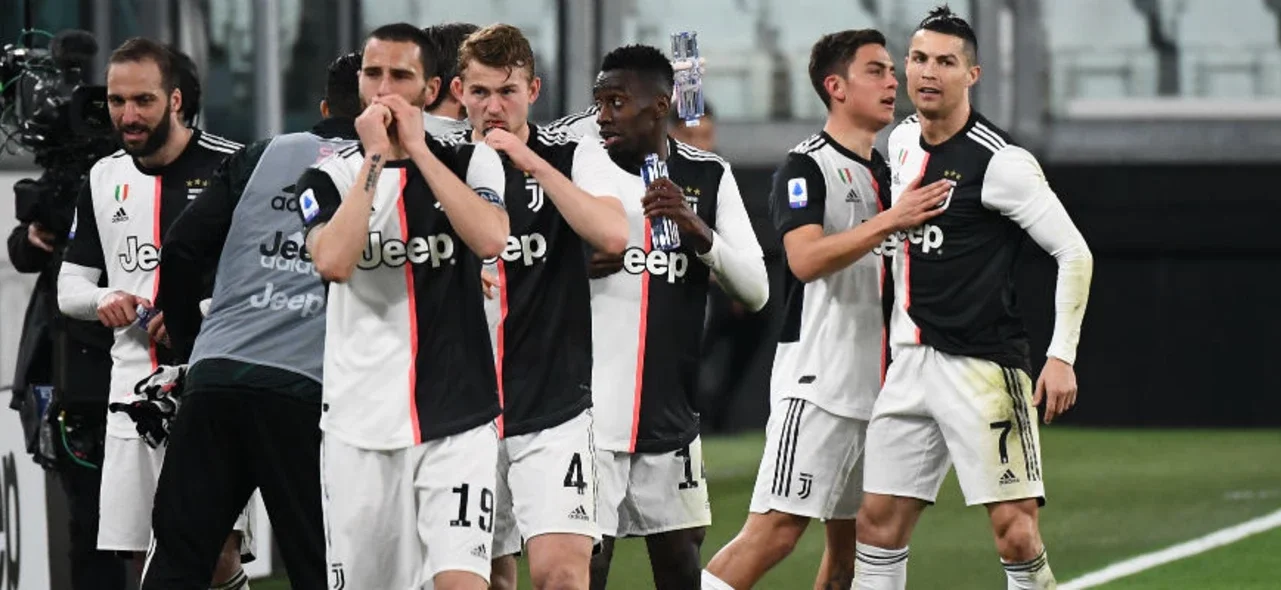 Juventus, con Cuadrado, venció a Inter y recuperó el liderato de la Serie A
