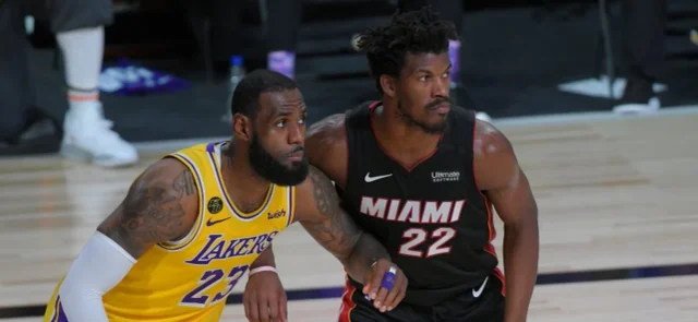 Lakers arrasó a Heat en el inicio de las finales de la NBA