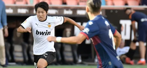 LaLiga | Valencia igualó contra Huesca y acumuló su segundo empate en 3 fechas